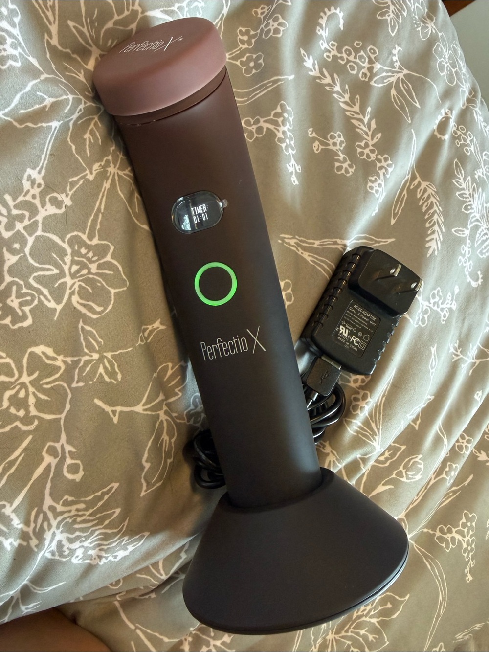 Perfectio X Red LED Light Therapy Device w/ Charging Base, Power Adapter